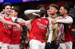 Arsenal là đội bóng hoàn hảo nhất châu Âu
