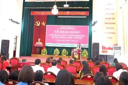 Khai giảng lớp Trung cấp lý luận chính trị hệ tập trung A25.02