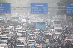 'Siết' khí thải ô tô lưu thông tại Hà Nội và TP.HCM ở mức cao từ 1/1/2027