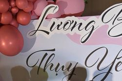NSƯT Vũ Luân lần đầu làm cha ở tuổi 53, nhắn nhủ xúc động