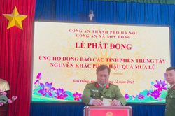 Công an xã Sơn Đồng phát động phong trào ủng hộ đồng bào miền Trung và Tây Nguyên