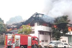 Cháy lớn tại Nhà máy Bia Hà Nội Habeco