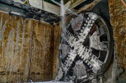 Robot đào hầm 'Thần tốc' về đích, hoàn thành khoan tuyến Metro Nhổn - ga Hà Nội
