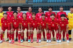 Futsal nữ Việt Nam tái lập chiến thắng khi gặp đội tuyển Trung Quốc trước SEA Games 33