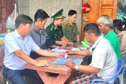 Xã Long Hải 'đi từng ngõ, gõ từng nhà' tuyên truyền IUU