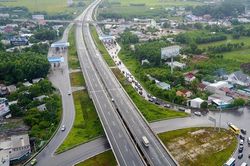 Bộ Xây dựng làm rõ kế hoạch nâng cấp cao tốc và tháo dỡ trạm thu phí hết hạn tại TP. Hồ Chí Minh