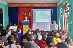 Triển khai phân bón trả chậm cho nông dân
