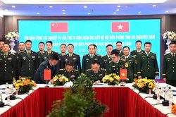 Hội đàm giữa Đoàn Đại biểu Bộ đội Biên phòng tỉnh Lai Châu (Việt Nam) và Đoàn Đại biểu Bộ đội Biên phòng khu vực Mông Tự (Trung Quốc)
