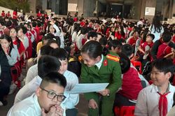 Công an phường Tây Hồ nâng cao ý thức pháp luật, phòng ngừa tội phạm học đường