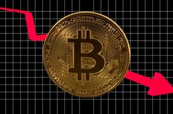 Cảnh báo giá tiền số: Bitcoin có thể rơi xuống 65.000 USD, altcoin đối mặt nguy cơ lao dốc