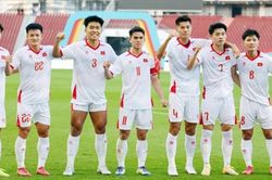 U22 Việt Nam 2-1 Lào: Đình Bắc cú đúp, khởi đầu thực dụng