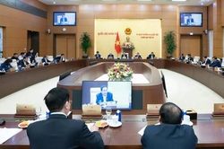 Ủy ban Thường vụ Quốc hội cho ý kiến về giải trình, tiếp thu, chỉnh lý Luật Báo chí (sửa đổi)