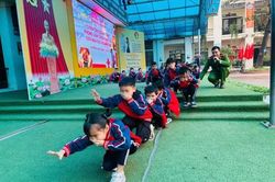 Trang bị 'lá chắn' an toàn phòng cháy cho học sinh