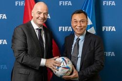 Tin nóng bóng đá Việt hôm nay 5/12: Chủ tịch VFF dự lễ bốc thăm World Cup 2026; Xuân Son hào hứng sau hat-trick cho CLB Nam Định