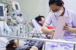 Thành phố Hồ Chí Minh: Tích cực điều trị nạn nhân trong vụ cháy quán ăn làm 6 người thương vong