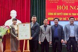 Công bố và trao văn bằng bảo hộ nhãn hiệu tập thể 'Gốm Gia Thủy - Ninh Bình'