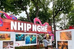 Phố đi bộ hồ Hoàn Kiếm sẵn sàng cho 'Ngày hội Việt Nam hạnh phúc'