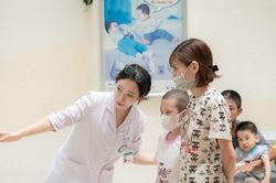 Muốn có bác sĩ giỏi cần 3 'phải': Điểm chuẩn cao, tuyển sinh nghiêm, ưu đãi đúng