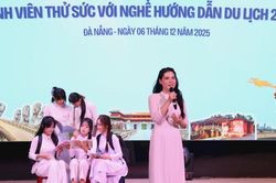 12 thí sinh lọt vào vòng chung kết hội thi sinh viên thử sức với nghề hướng dẫn du lịch