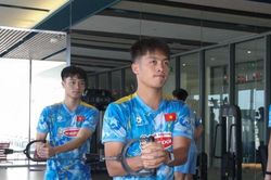 U22 Việt Nam tập gym, chờ đấu Malaysia ngày 11/12