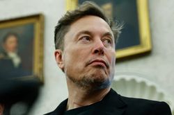 Elon Musk đòi 'xóa sổ' EU, phản ứng trước án phạt khiến căng thẳng Mỹ-EU leo thang