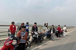 Công an Bắc Ninh xử lý nhóm thanh tiên tụ tập trên cầu Kinh Dương Vương