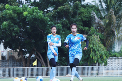 SEA Games 33: Đội tuyển bóng đá nữ Việt Nam di chuyển 4-5 tiếng mới đến sân tập