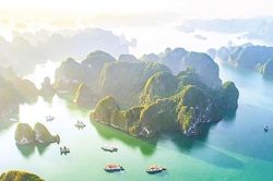 Khách mua vé tham quan vịnh Hạ Long phải cung cấp thông tin nhận diện
