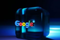 EU điều tra Google vì dùng nội dung báo chí để huấn luyện AI