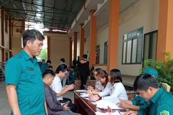 Thanh niên Quế Sơn Trung tình nguyện nhập ngũ
