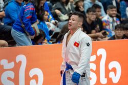 Nhà vô địch SEA Games Đào Hồng Sơn thua ngay trận đầu