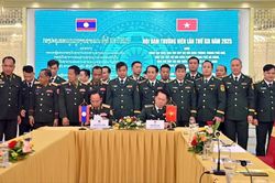 Hội đàm giữa bộ đội biên phòng 3 tỉnh, thành phố (Việt Nam) và Bộ Chỉ huy Quân sự tỉnh Sê Kông (Lào)