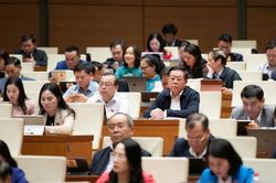 Quốc hội thông qua Luật Viên chức (sửa đổi): Nhiều quyền lợi mới cho viên chức