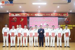 VKSND tỉnh Thanh Hóa: Công bố và trao các quyết định về công tác cán bộ