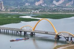 Quảng Ninh hấp dẫn đầu tư nhờ chính sách hiệu quả