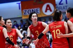 Bóng chuyền nữ Việt Nam toàn thắng vòng bảng SEA Games 33; Kình ngư Huy Hoàng lập siêu kỷ lục