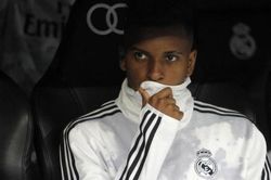 Arsenal nhắm Rodrygo, tính phương án với Rafael Leao
