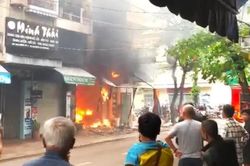 Kịp thời khống chế đám cháy ở ngôi nhà 3 tầng giữa đô thị Quy Nhơn (Gia Lai)