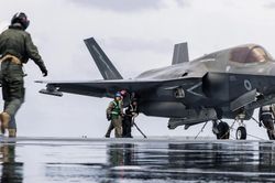 Vì sao Thụy Sĩ xem xét rút lại số lượng đặt mua tiêm kích tàng hình F-35 từ Mỹ?