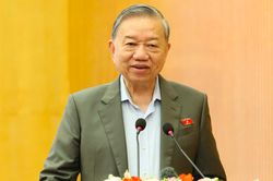 Tổng Bí thư: 'Cái gì cũng cấm, cũng hạn chế thì làm sao giải phóng được sức dân'