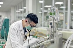 Cảnh giác với cúm mùa