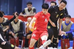 Futsal Việt Nam thua sốc Malaysia 2-4 trận ra quân SEA Games