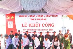 Trưởng Ban Nội chính Trung ương Phan Đình Trạc dự Lễ khởi công xây dựng nhà cho người dân Lâm Đồng