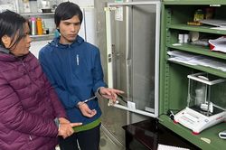 Công an phường Nùng Trí Cao phát hiện, bắt giữ 2 đối tượng tàng trữ trái phép chất ma túy