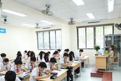 Học sinh Hà Nội không phải nộp đơn đề nghị miễn, hỗ trợ học phí