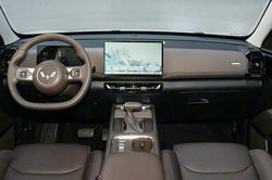 SUV 7 chỗ giá 238 triệu đồng trang bị tiện nghi, 3 động cơ tùy chọn, có bản PHEV, rẻ hơn Kia Morning, chỉ nhỉnh như Honda SH dành cho khách hàng ít tiền