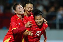 Tuyển nữ Việt Nam thực sự kiên cường, đã giành 'huy chương vàng' trong lòng CĐV ở SEA Games 2025