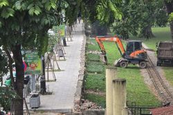 Hà Nội tiếp tục hạ rào Công viên Thống Nhất tại khu vực phố Nguyễn Đình Chiểu và đường Đại Cồ Việt
