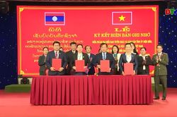 Ban Tuyên giáo và Dân vận Tỉnh ủy Điện Biên hội đàm với Ban Tuyên huấn 3 tỉnh Bắc Lào