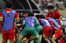 Rajamangala là 'đất lành' của HLV Kim Sang Sik và chương vàng son mới của bóng đá Việt Nam